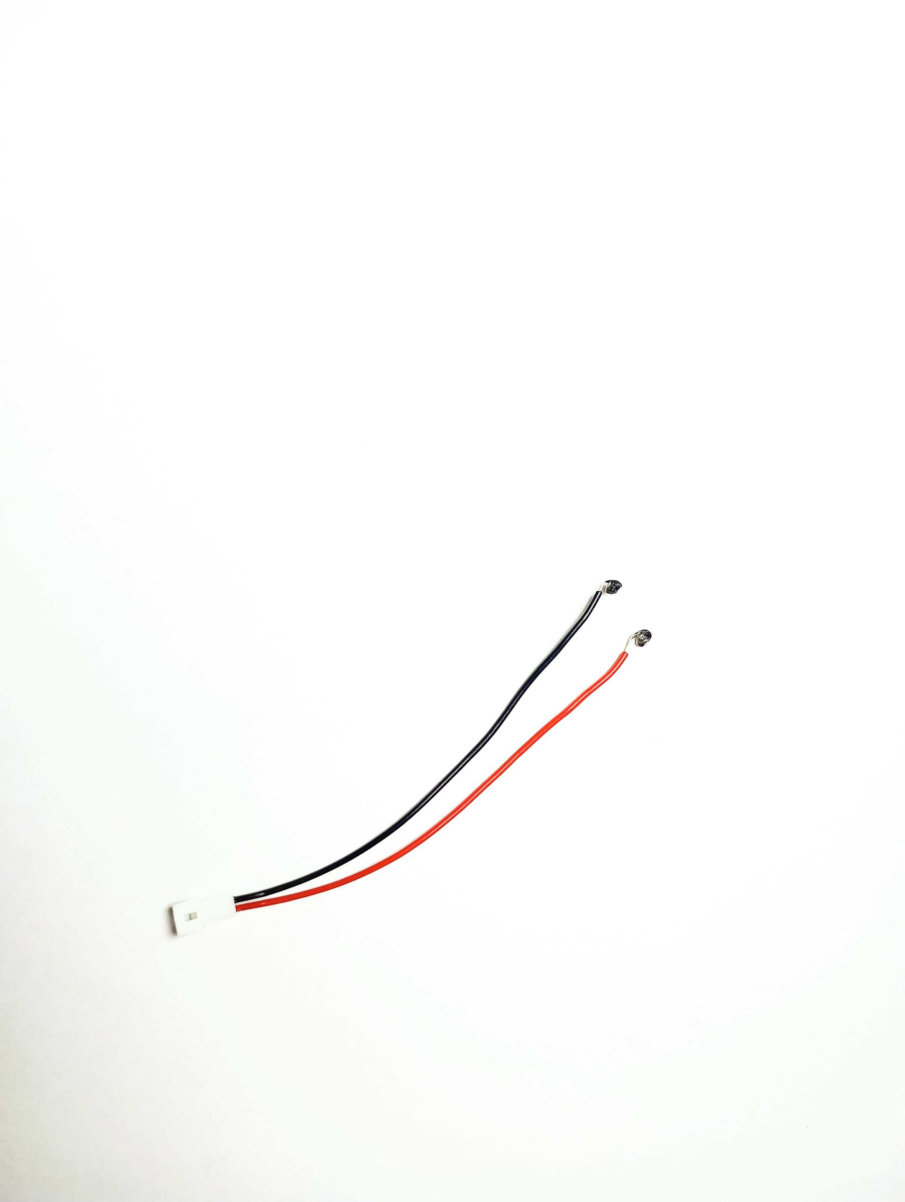 Sensor connector wires with completed solder loops